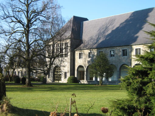 EGLISE, ABBAYE ET GOURMANDISES
